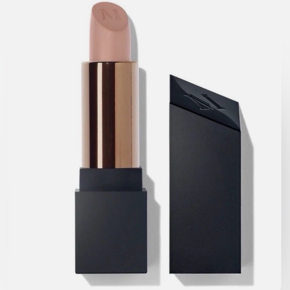 Morphe Mega Matte Super Mat lipstick in the shade Bare All